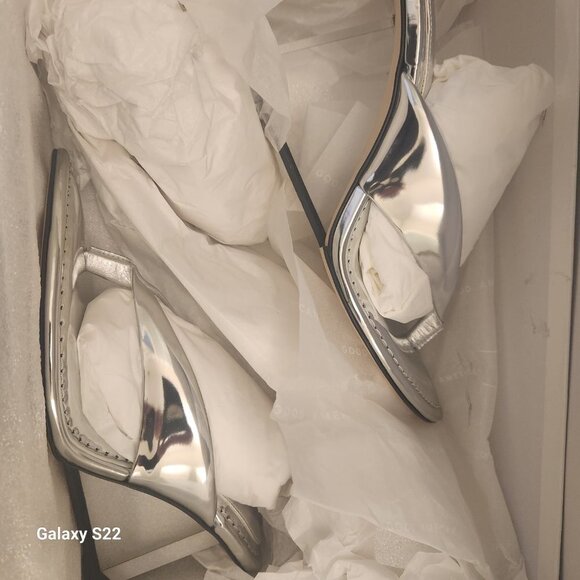 Good American Silver Sandals - Picture 11 of 11